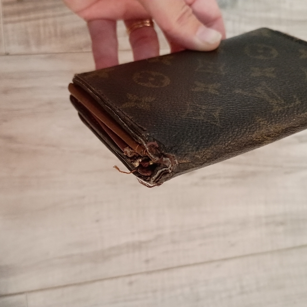 Louis Vuitton Monogram Porte Monnaie Billets Tresor Wallet - Picture 3 of 14